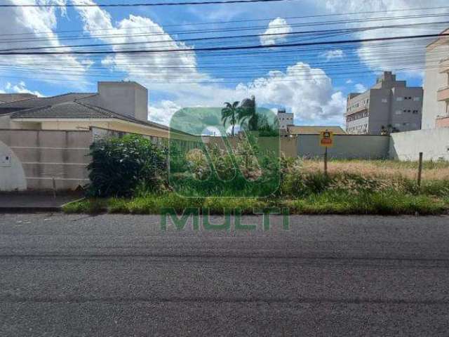 Terreno comercial à venda no Santa Mônica, Uberlândia  por R$ 400.000