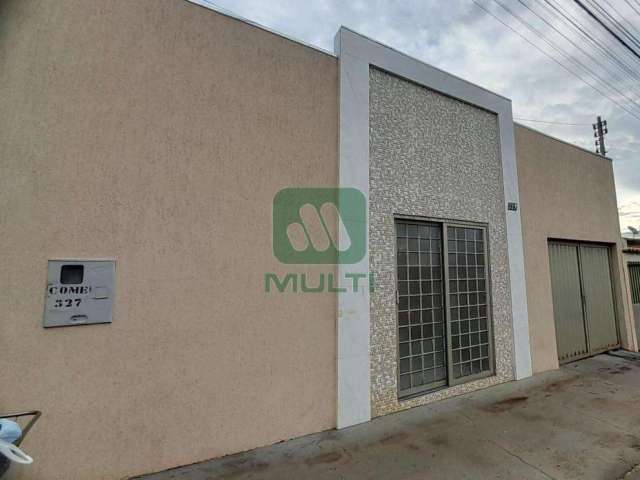 Sala comercial para alugar no Santa Rosa, Uberlândia  por R$ 900