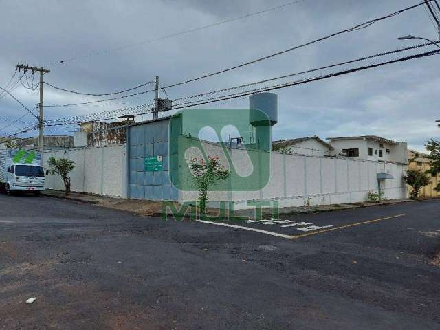 Casa comercial com 1 sala à venda no Custódio Pereira, Uberlândia  por R$ 2.500.000