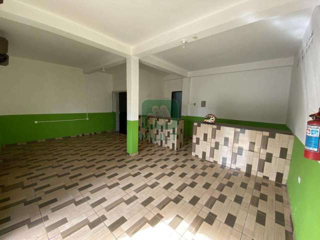 Sala comercial para alugar no Conjunto Segismundo Pereira, Uberlândia  por R$ 1.000