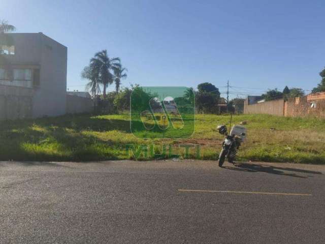 Terreno comercial à venda no Maravilha, Uberlândia  por R$ 1.500.000