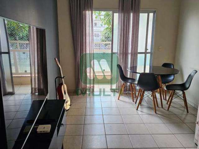 Apartamento com 2 quartos à venda no Umuarama, Uberlândia  por R$ 290.000