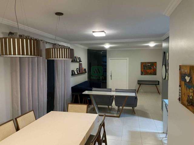 Casa com 3 quartos à venda no Santa Mônica, Uberlândia  por R$ 750.000