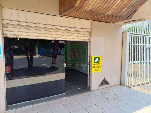 Sala comercial para alugar no Martins, Uberlândia  por R$ 2.100