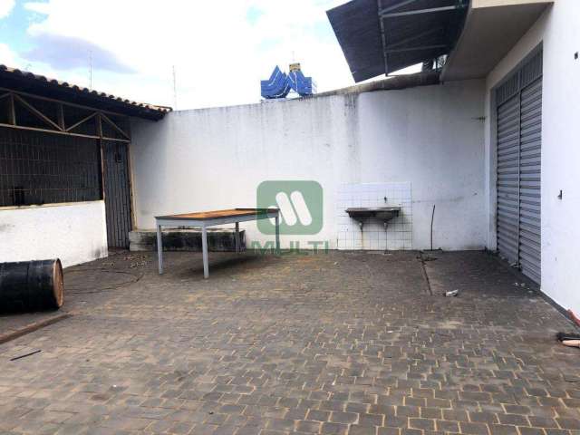 Ponto comercial com 1 sala à venda na Nossa Senhora Aparecida, Uberlândia  por R$ 2.200.000