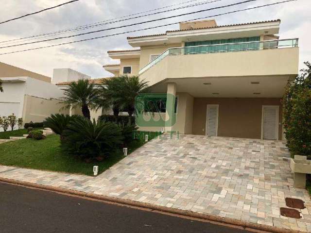 Casa em condomínio fechado com 4 quartos para alugar no Jardins Roma, Uberlândia  por R$ 15.500