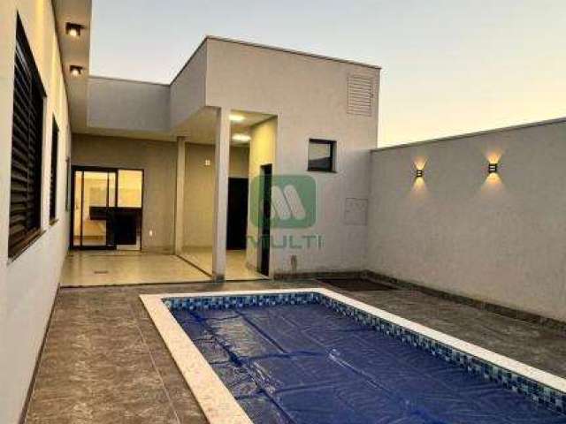 Casa com 3 quartos à venda no Alto Umuarama, Uberlândia  por R$ 1.150.000