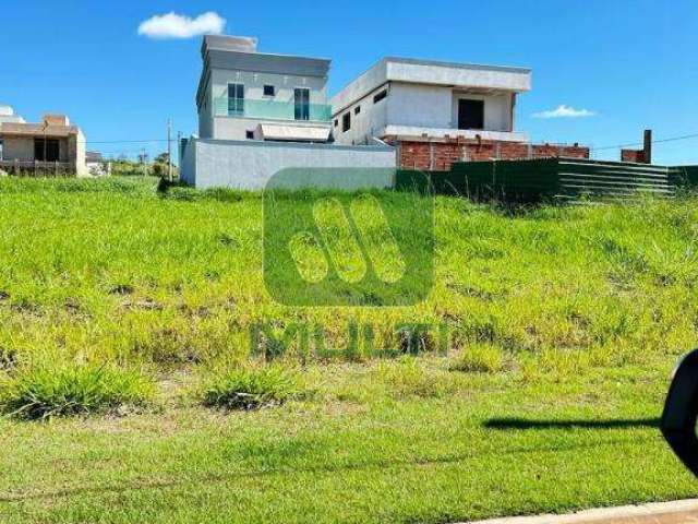 Terreno em condomínio fechado à venda no Terras Alpha Uberlândia, Uberlândia  por R$ 320.000