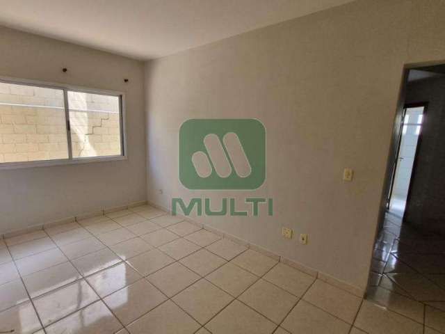 Apartamento com 2 quartos à venda no Alto Umuarama, Uberlândia  por R$ 220.000