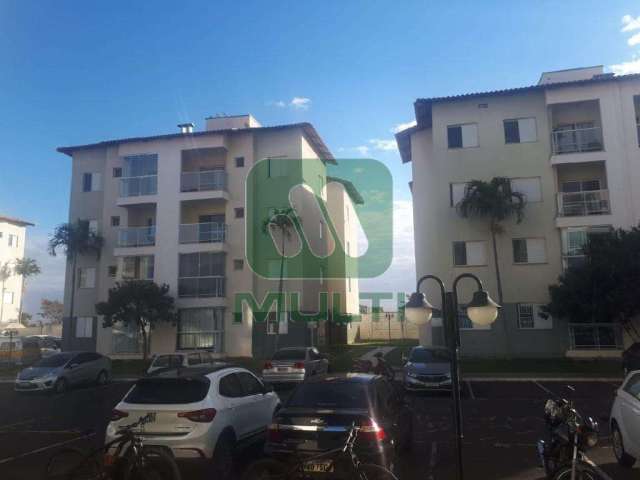 Apartamento com 2 quartos para alugar em Laranjeiras, Uberlândia  por R$ 1.600