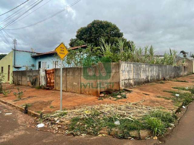 Terreno à venda no Dona Zulmira, Uberlândia  por R$ 220.000