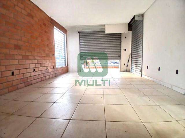 Sala comercial para alugar em Saraiva, Uberlândia  por R$ 7.000