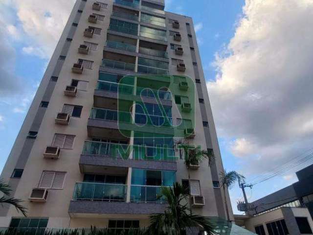 Apartamento com 3 quartos à venda no Tabajaras, Uberlândia  por R$ 590.000