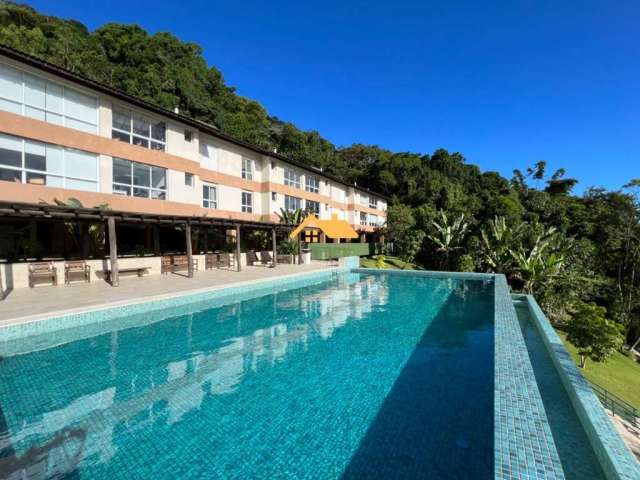 Casa em condomínio na praia de camburizinho