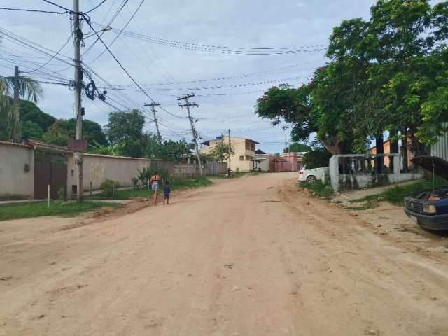 Vendo fração de terreno em São Pedro da Aldeia