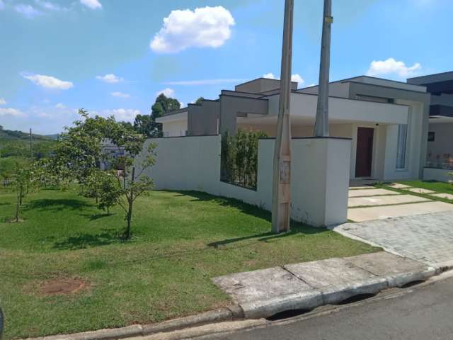 ÓTIMA casa no condomínio MOSAICO ESSENCE para venda tem 173 m² com 3 quartos 1 suíte e PISCINA