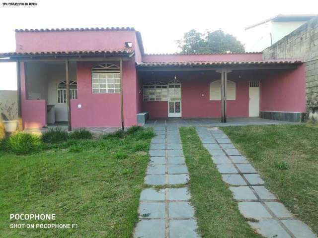 Casa para Venda em Betim, JARDIM BRASILIA, 2 dormitórios, 1 banheiro, 2 vagas