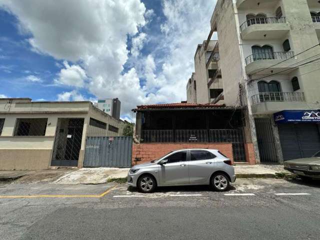 Casa comercial no bairro Centro!