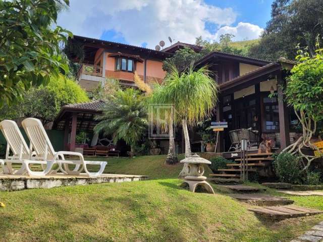 Casa Alto Padrão em Reserva Du Moullin, São Sebastião/SP