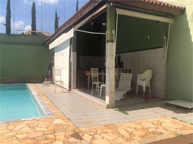 Casa com 5 quartos à venda ou para locação em Chácara Areal - SP