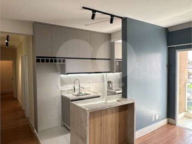 Apartamento com 3 quartos à venda em Jardim Santiago - SP