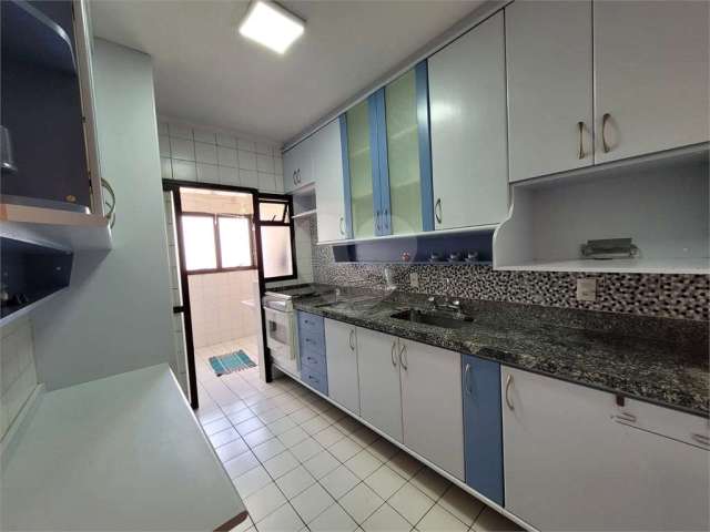 Apartamento com 3 quartos para locação em Vila Georgina - SP