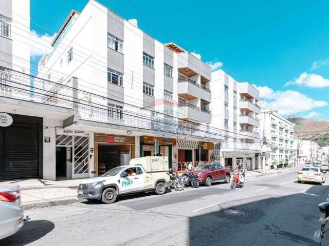 Excelente Apartamento Térreo com 3/4 no Bairro Paineiras.