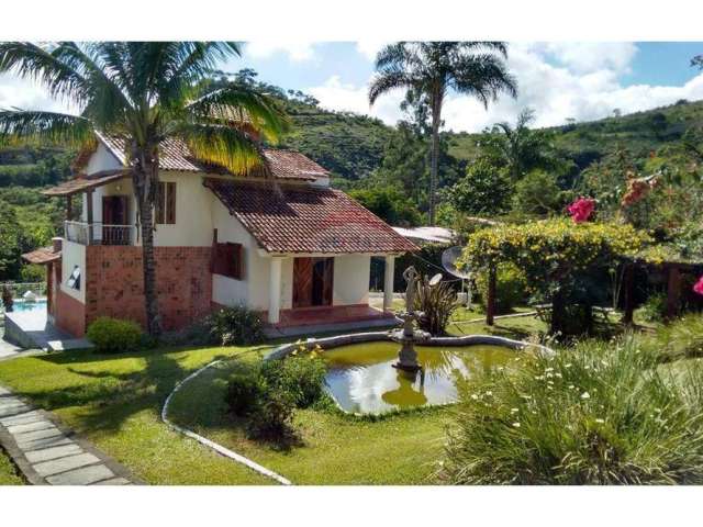 Casa a venda no Bairro Recanto dos Lagos em Juiz de Fora, MG