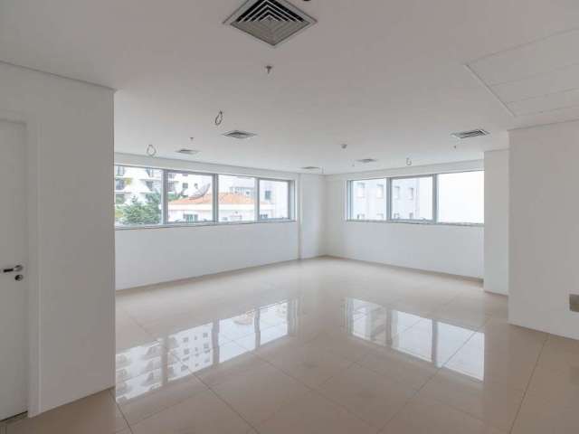 Confortável conjunto comercial para venda, 47m²