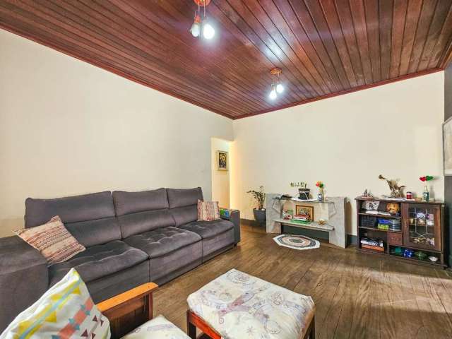 Espetacular casa tipo para venda com 2 quartos, 210m²