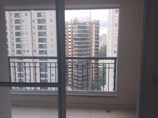 Apartamento de 3 dormitórios, suíte e varanda no Morumbi