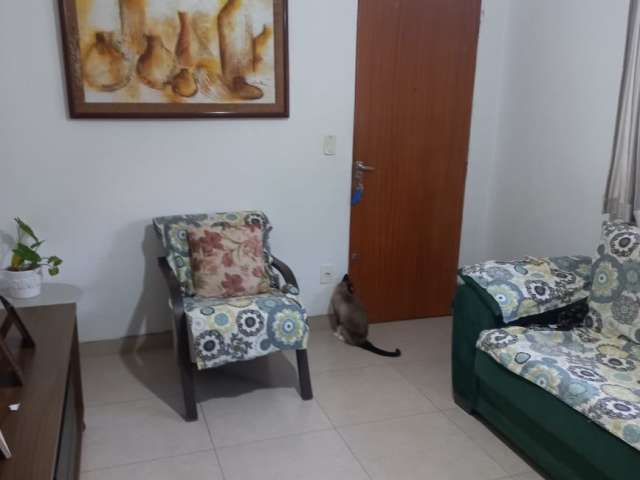 Apartamento no Pq.Estoril.