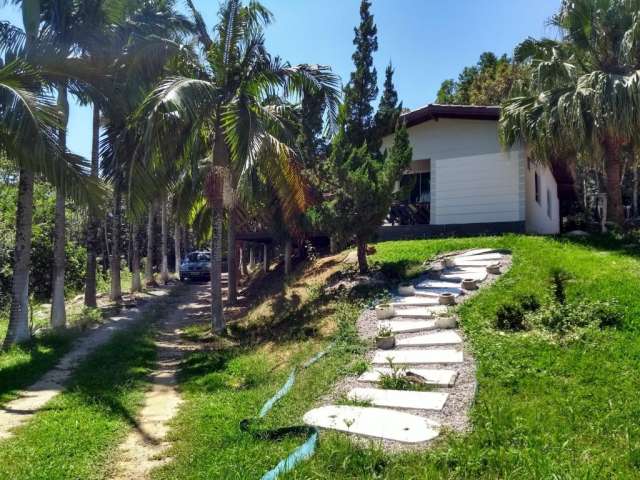 Casa com 2 Dormitórios no Morro do Ventura/ Santo Amaro da Imperatriz - SC