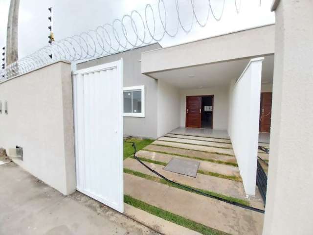 Casa com 02 quartos, sendo 01 suíte em Nova Esperança, Parnamirim RN