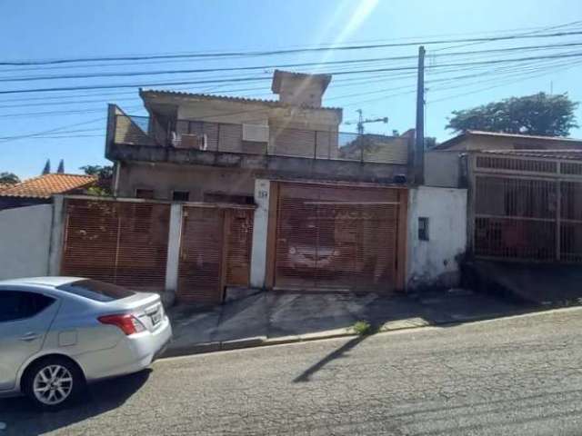 Casa a venda com 5 quartos, 256m2 no Jardim São Carlos - Sorocaba