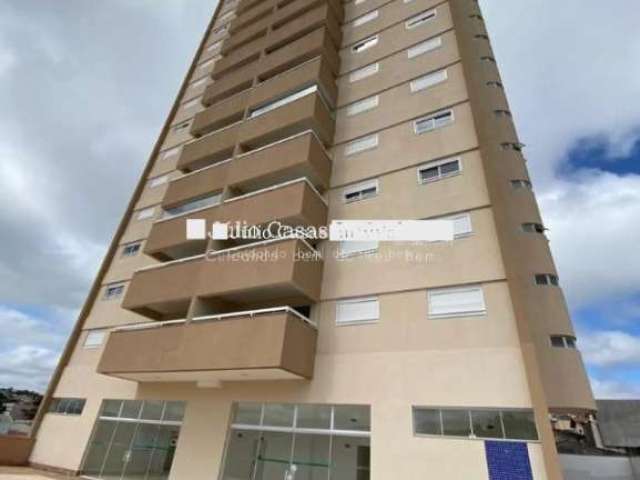 Amplo Apartamento no centro de Piedade