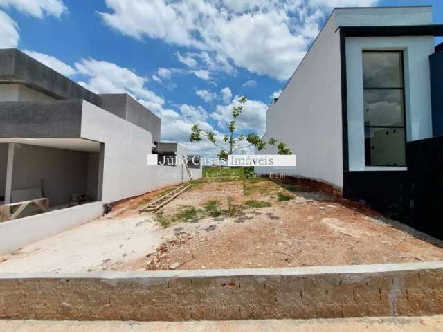 Terreno à Venda Condomínio com 200m²