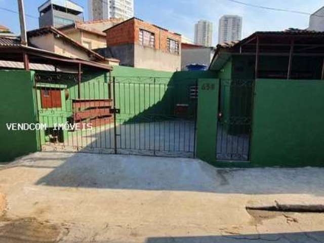 Casa Térrea para Venda em São Paulo, VILA NAIR, 2 dormitórios, 1 banheiro, 3 vagas