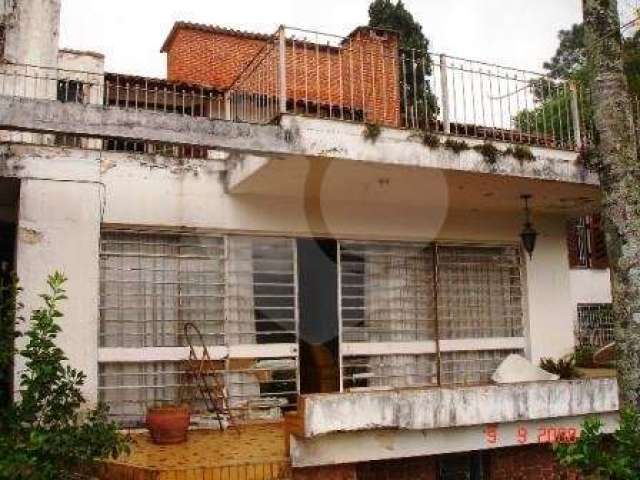 Sobrado com 5 quartos à venda em Vila Irmãos Arnoni - SP