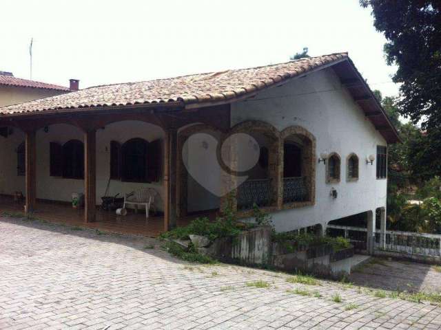 Casa com 3 quartos à venda em Vila Albertina - SP