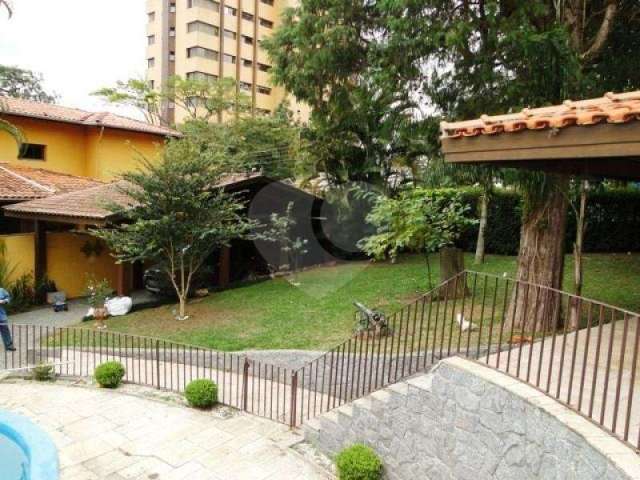 Casa térrea com 3 quartos à venda em Vila Albertina - SP