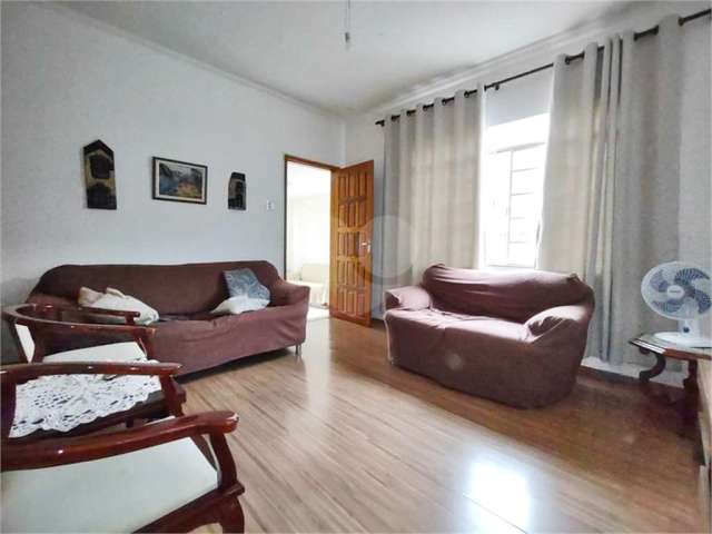 Casa com 2 quartos à venda em Vila Paiva - SP