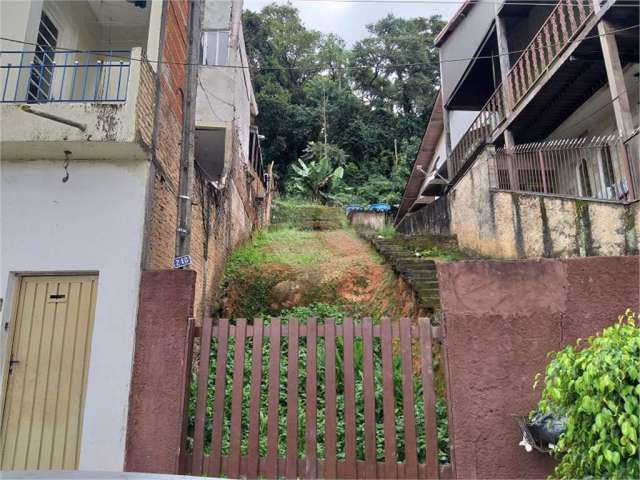 Terreno à venda em Vila Pedra Branca - SP