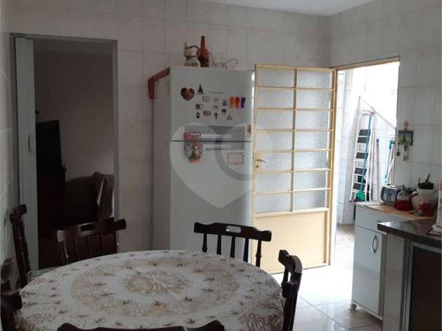 Casa com 3 quartos à venda em Vila Ede - SP