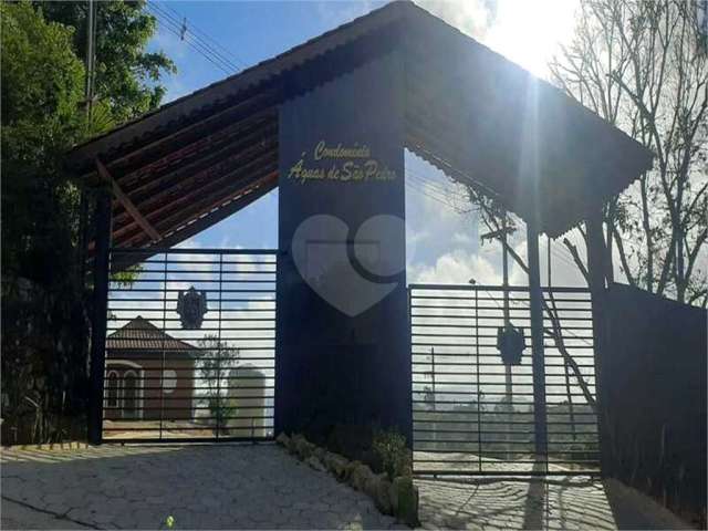 Condomínio com 2 quartos à venda em Mato Dentro - SP