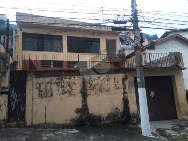 Sobrado com 4 quartos à venda em Vila Irmãos Arnoni - SP