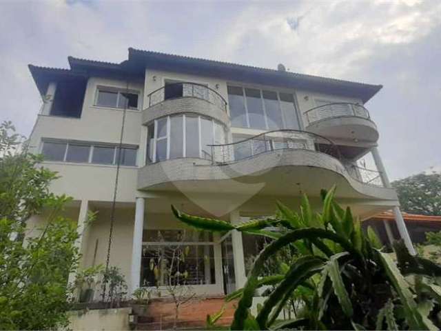 Casa com 3 quartos à venda em Caraguatá - SP