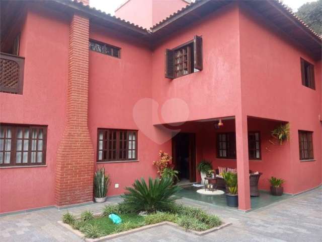 Casa com 3 quartos à venda em Caraguatá - SP