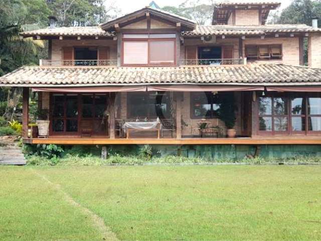 Terreno com 3 quartos à venda em Caraguatá - SP