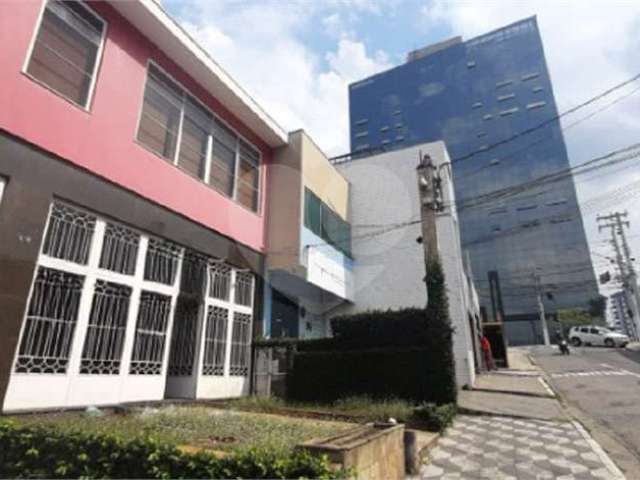 Prédio inteiro à venda ou para locação em Tucuruvi - SP